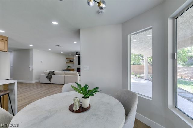 2729 Fire Water Court, Las Vegas, NV 89117