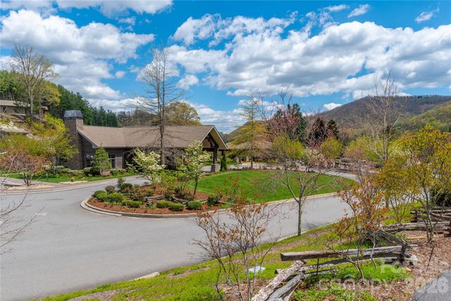 391 Valley View Drive, Maggie Valley, NC 28751