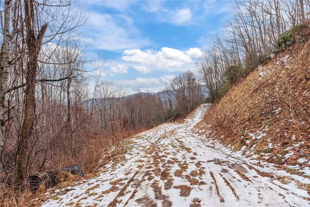 391 Valley View Drive, Maggie Valley, NC 28751
