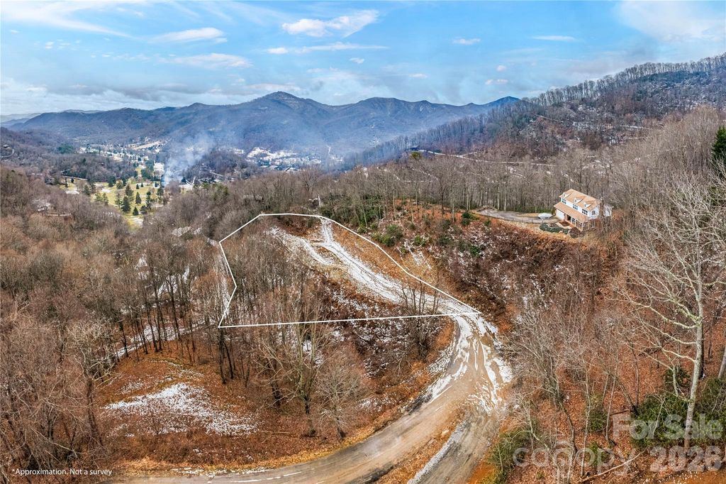 391 Valley View Drive, Maggie Valley, NC 28751