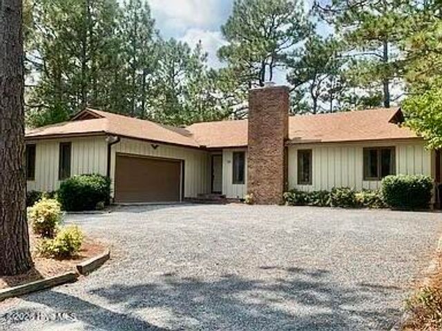 95 Lost Tree Road, Pinehurst, NC 28374