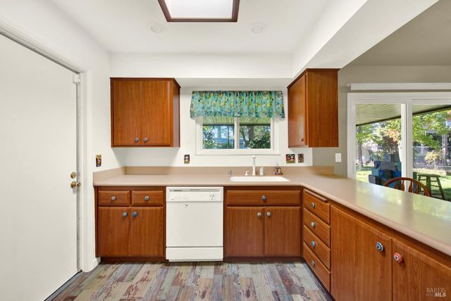 171 Mckinley Cir, Vacaville, CA 95687