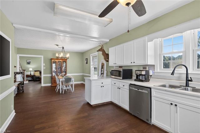 2101 Manning RD, Suffolk, VA 23434