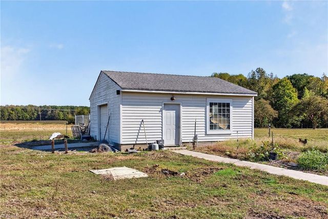 2101 Manning RD, Suffolk, VA 23434