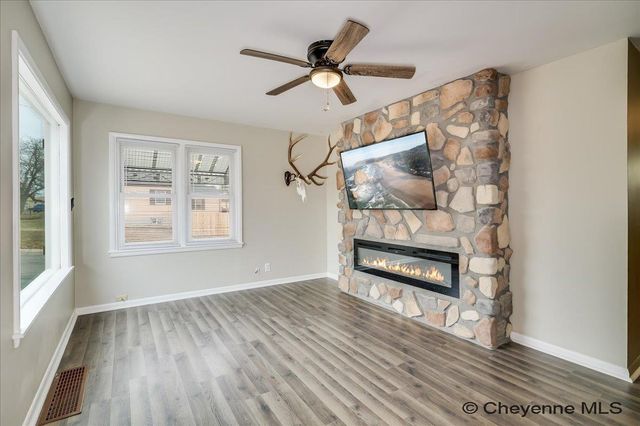 2123 E 18TH ST, Cheyenne, WY 82001