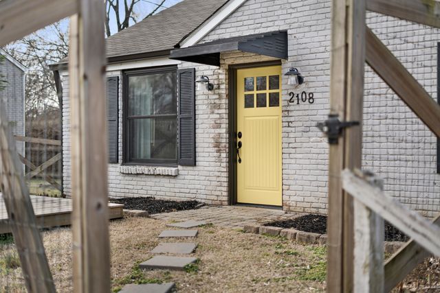 2108 Jones Cir, Nashville, TN 37207