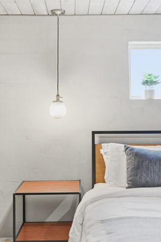 2108 Jones Cir, Nashville, TN 37207