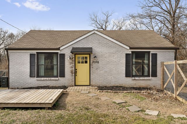2108 Jones Cir, Nashville, TN 37207