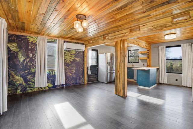 2108 Jones Cir, Nashville, TN 37207