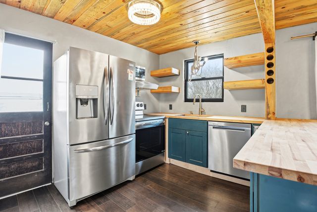 2108 Jones Cir, Nashville, TN 37207