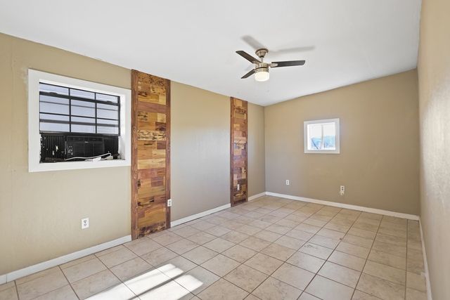 423 Mountain View Rd, Alpine, TX 79830