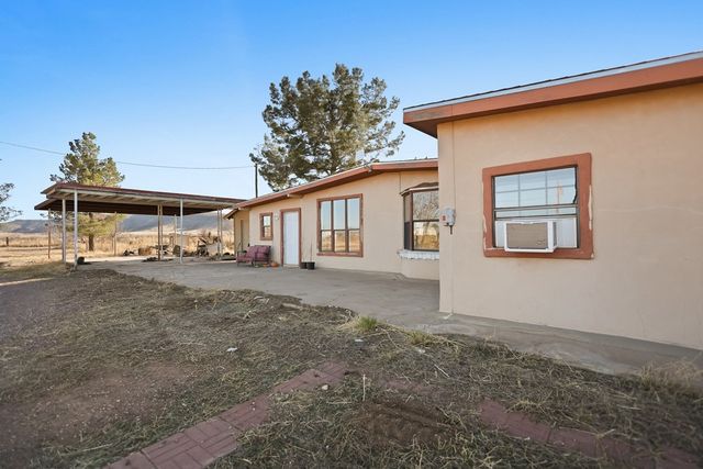 423 Mountain View Rd, Alpine, TX 79830