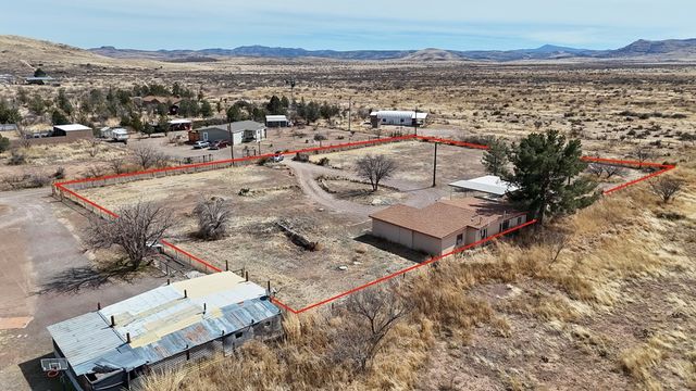 423 Mountain View Rd, Alpine, TX 79830