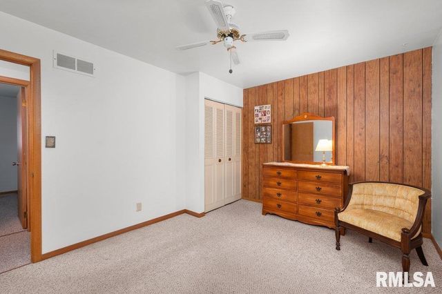 513 12TH Avenue, Hampton, IL 61256