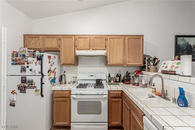 115 Tapatio Street, Henderson, NV 89074