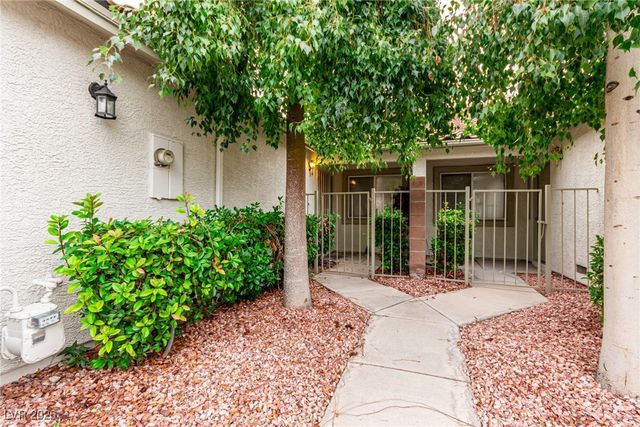 115 Tapatio Street, Henderson, NV 89074