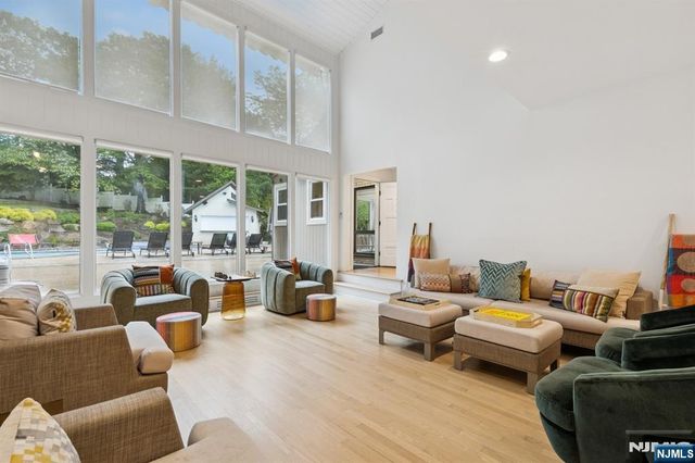 63 Eisenhower Drive, Cresskill, NJ 07626