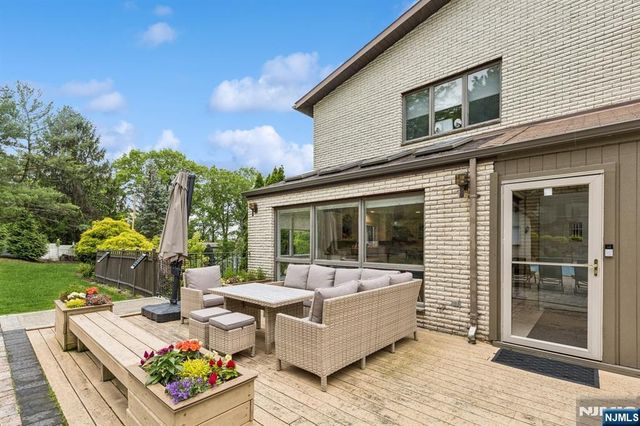 63 Eisenhower Drive, Cresskill, NJ 07626