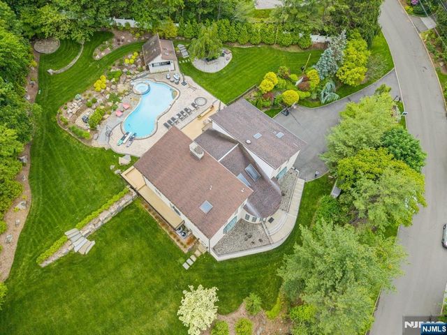 63 Eisenhower Drive, Cresskill, NJ 07626