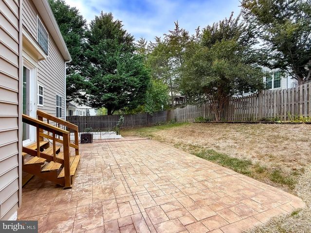 9179 WEATHERSFIELD DR, Bristow, VA 20136