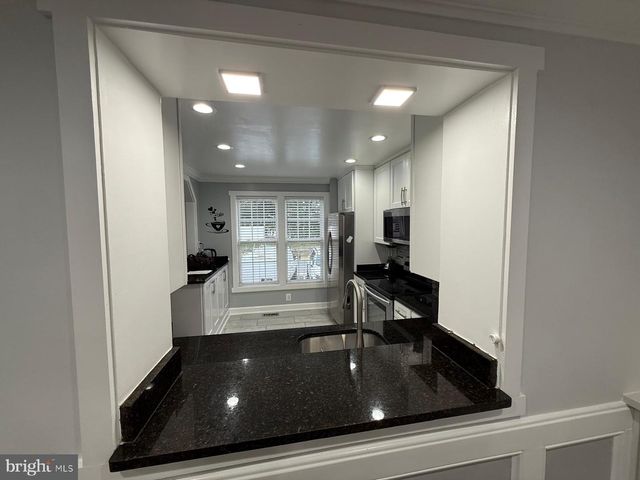 19347 LIBERTY HEIGHTS LN, Germantown, MD 20874