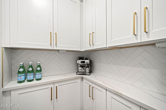 14 W BLUE RIDGE Way, Chandler, AZ 85248