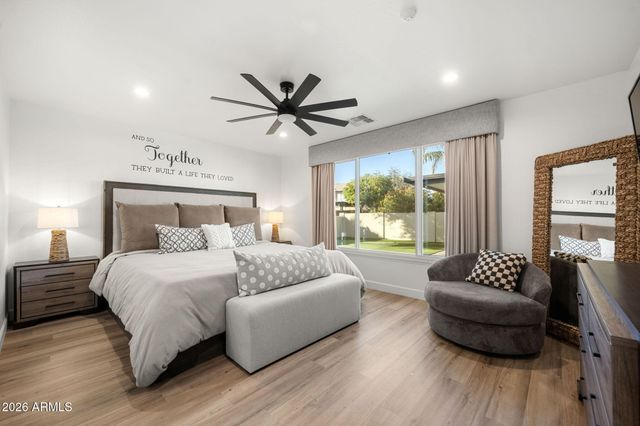 14 W BLUE RIDGE Way, Chandler, AZ 85248