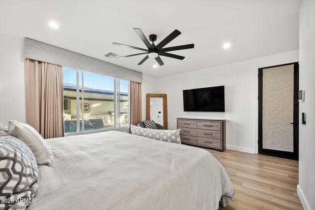 14 W BLUE RIDGE Way, Chandler, AZ 85248