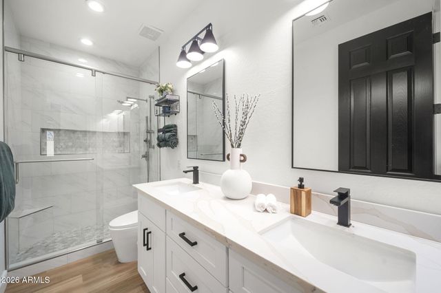 14 W BLUE RIDGE Way, Chandler, AZ 85248