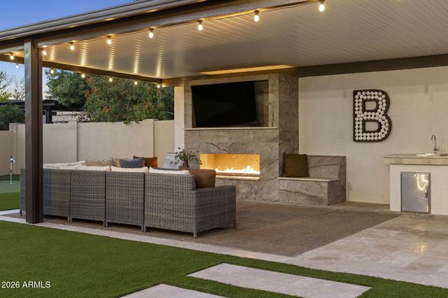 14 W BLUE RIDGE Way, Chandler, AZ 85248