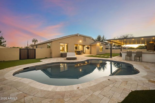 14 W BLUE RIDGE Way, Chandler, AZ 85248