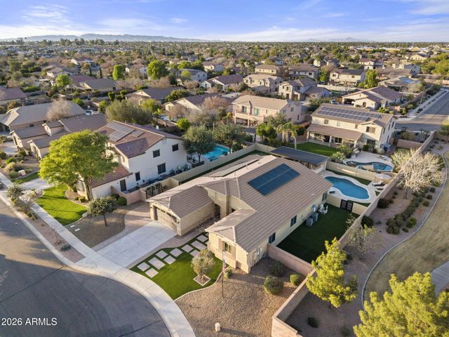 14 W BLUE RIDGE Way, Chandler, AZ 85248