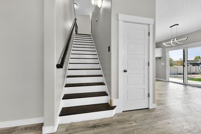 1935 S Sandcrest Way, Nampa, ID 83686