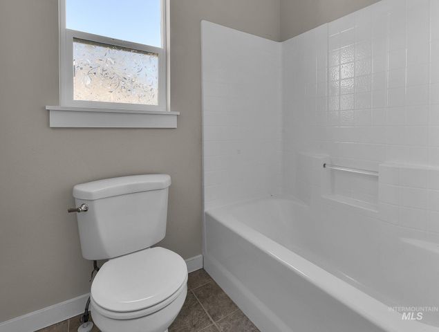 1935 S Sandcrest Way, Nampa, ID 83686