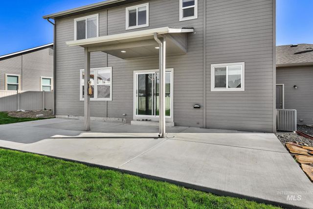 1935 S Sandcrest Way, Nampa, ID 83686