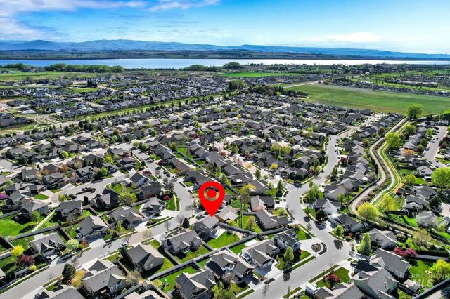 1935 S Sandcrest Way, Nampa, ID 83686