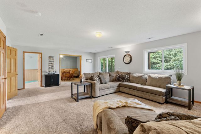 18566 96th Place N, Maple Grove, MN 55311