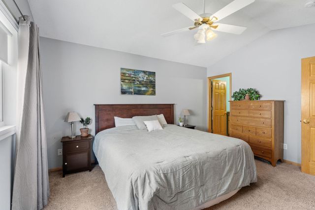 18566 96th Place N, Maple Grove, MN 55311