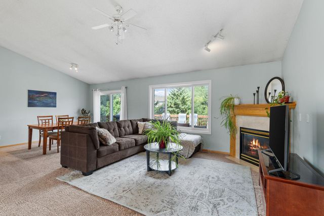 18566 96th Place N, Maple Grove, MN 55311