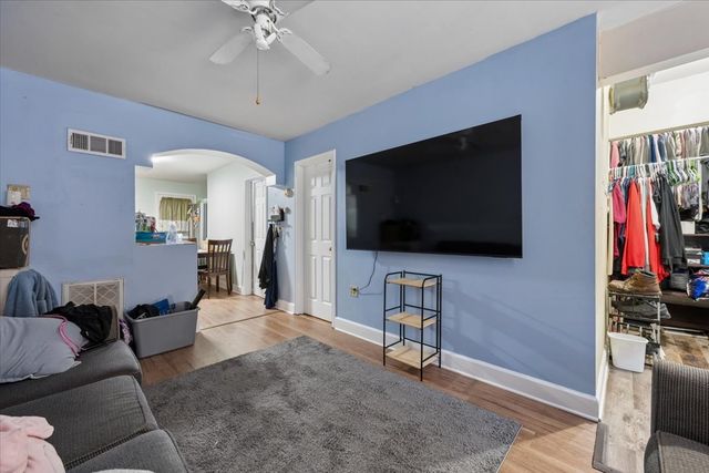 2946 S Loomis Street, Chicago, IL 60608