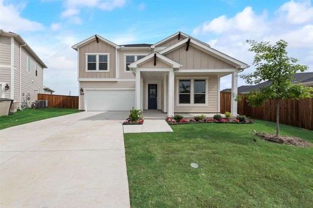 808 Hayes Court, Crowley, TX 76036