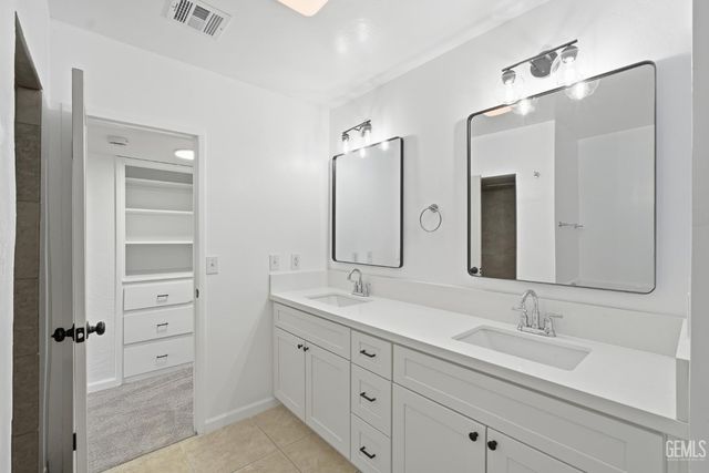 2505 Elton Avenue, Bakersfield, CA 93306