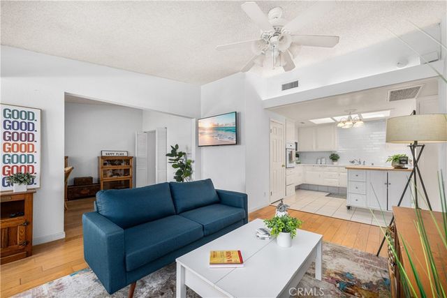 1522 Merion Way E 33J, Seal Beach, CA 90740