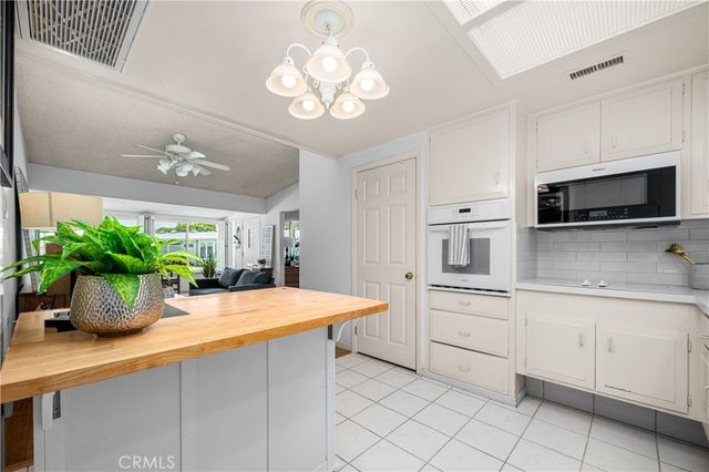 1522 Merion Way E 33J, Seal Beach, CA 90740