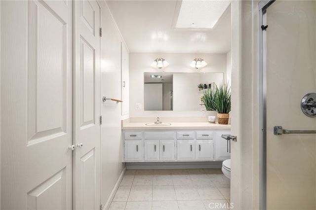 1522 Merion Way E 33J, Seal Beach, CA 90740