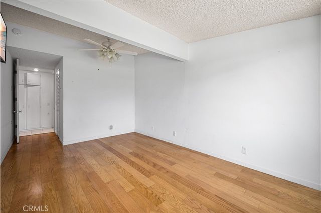 1522 Merion Way E 33J, Seal Beach, CA 90740