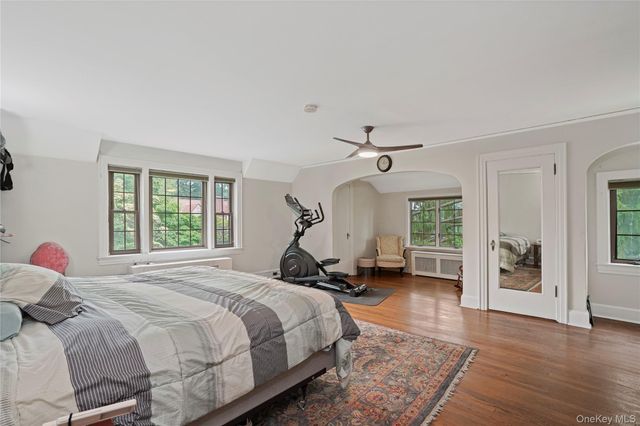 8 Ritchey Place, White Plains, NY 10605