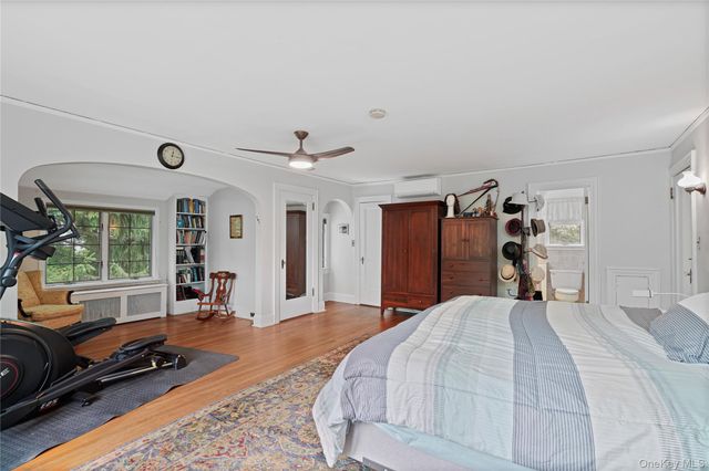 8 Ritchey Place, White Plains, NY 10605