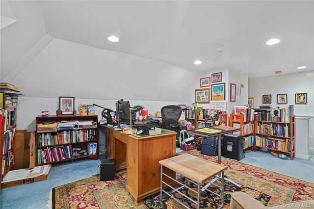 8 Ritchey Place, White Plains, NY 10605