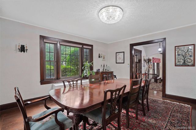 8 Ritchey Place, White Plains, NY 10605